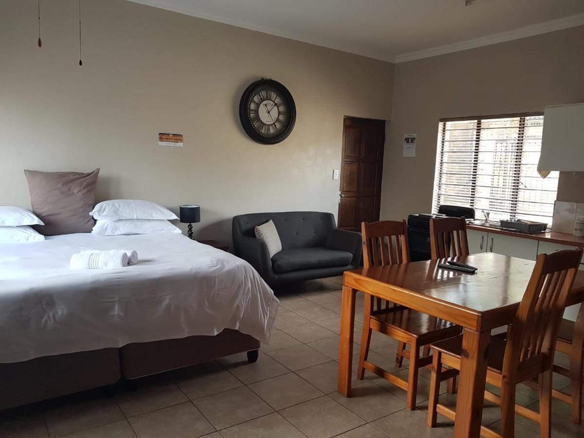 Private Apartments & Biz Stays Pretoria Exterior foto