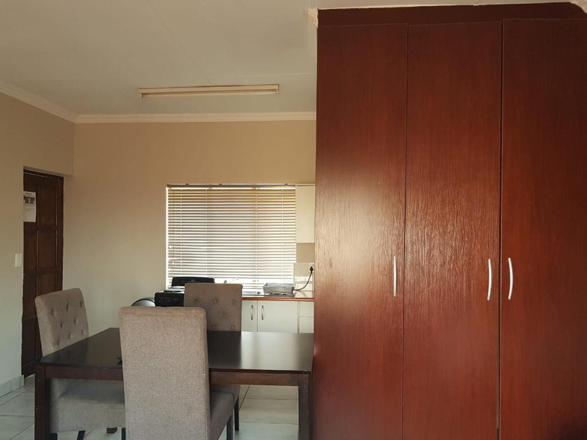 Private Apartments & Biz Stays Pretoria Exterior foto