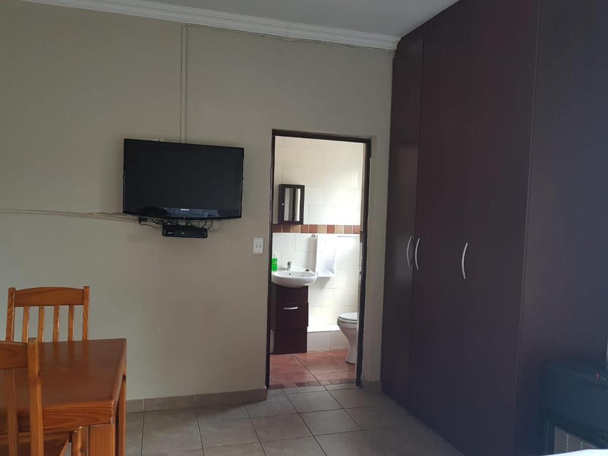 Private Apartments & Biz Stays Pretoria Exterior foto