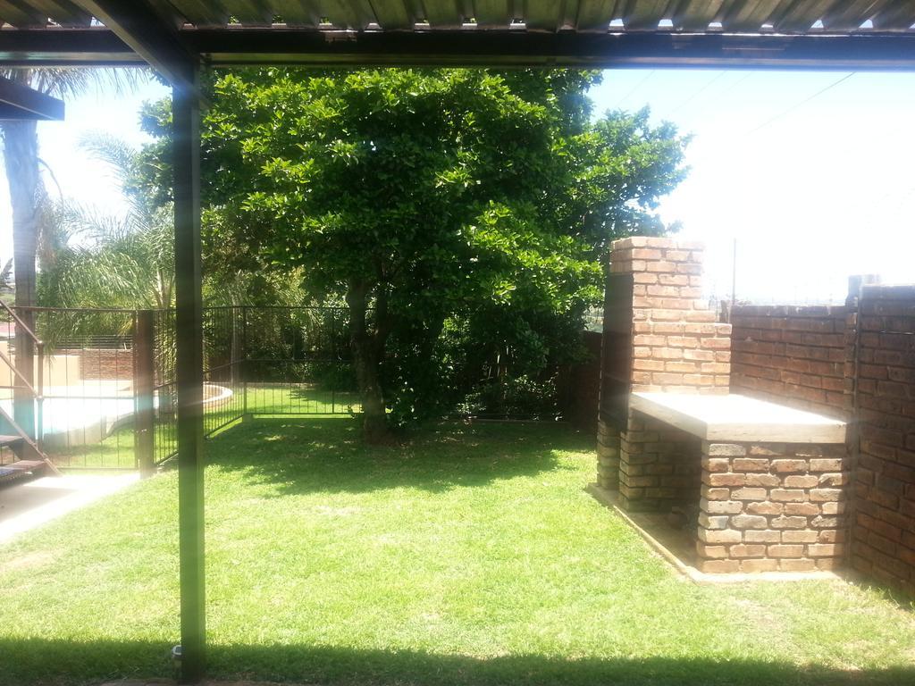 Private Apartments & Biz Stays Pretoria Quarto foto