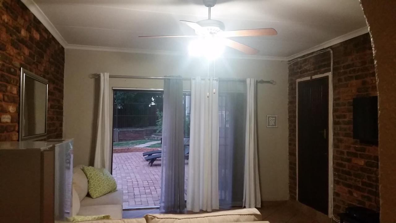 Private Apartments & Biz Stays Pretoria Exterior foto